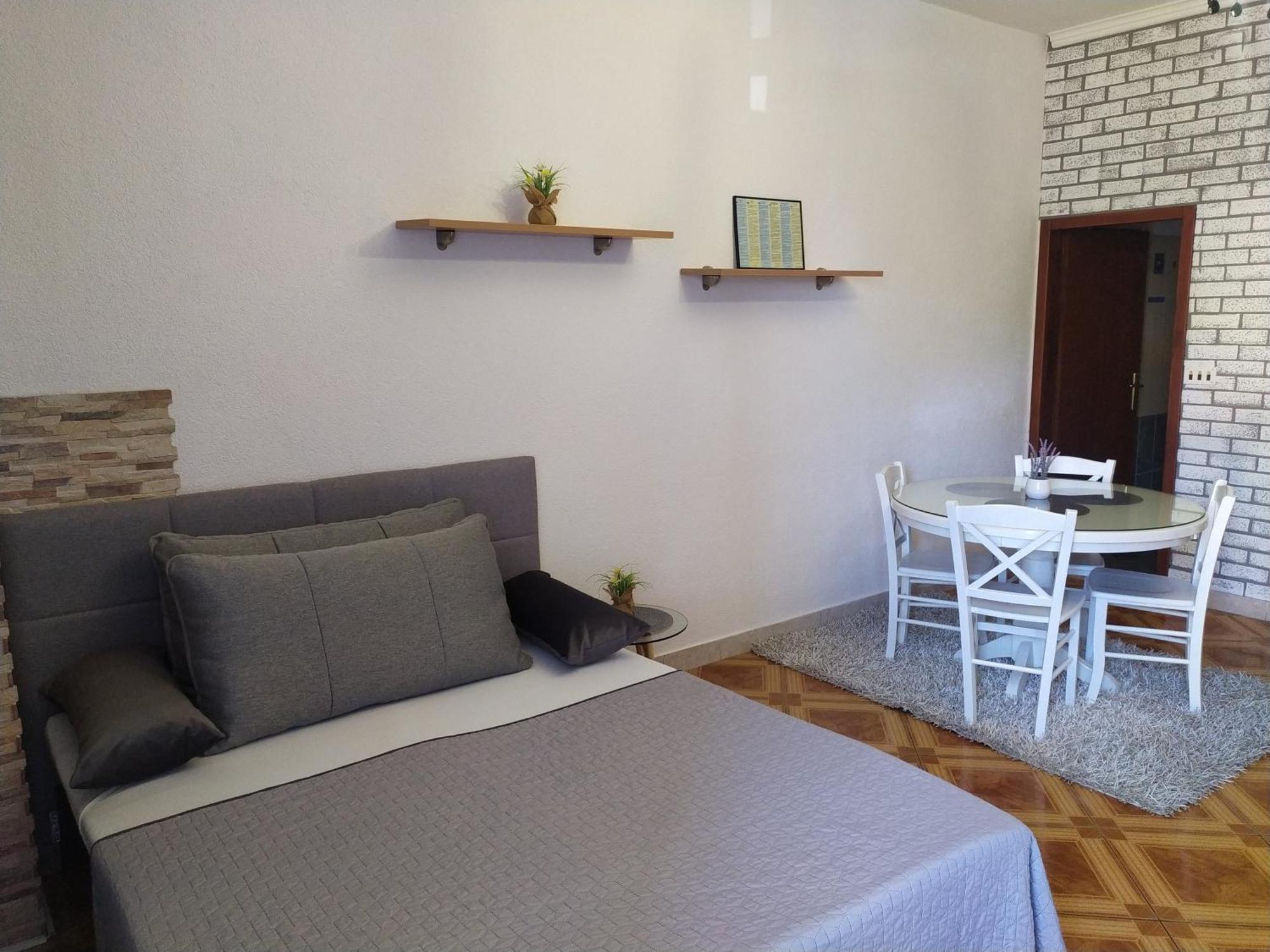 Apartman Mia Makarska Buitenkant foto